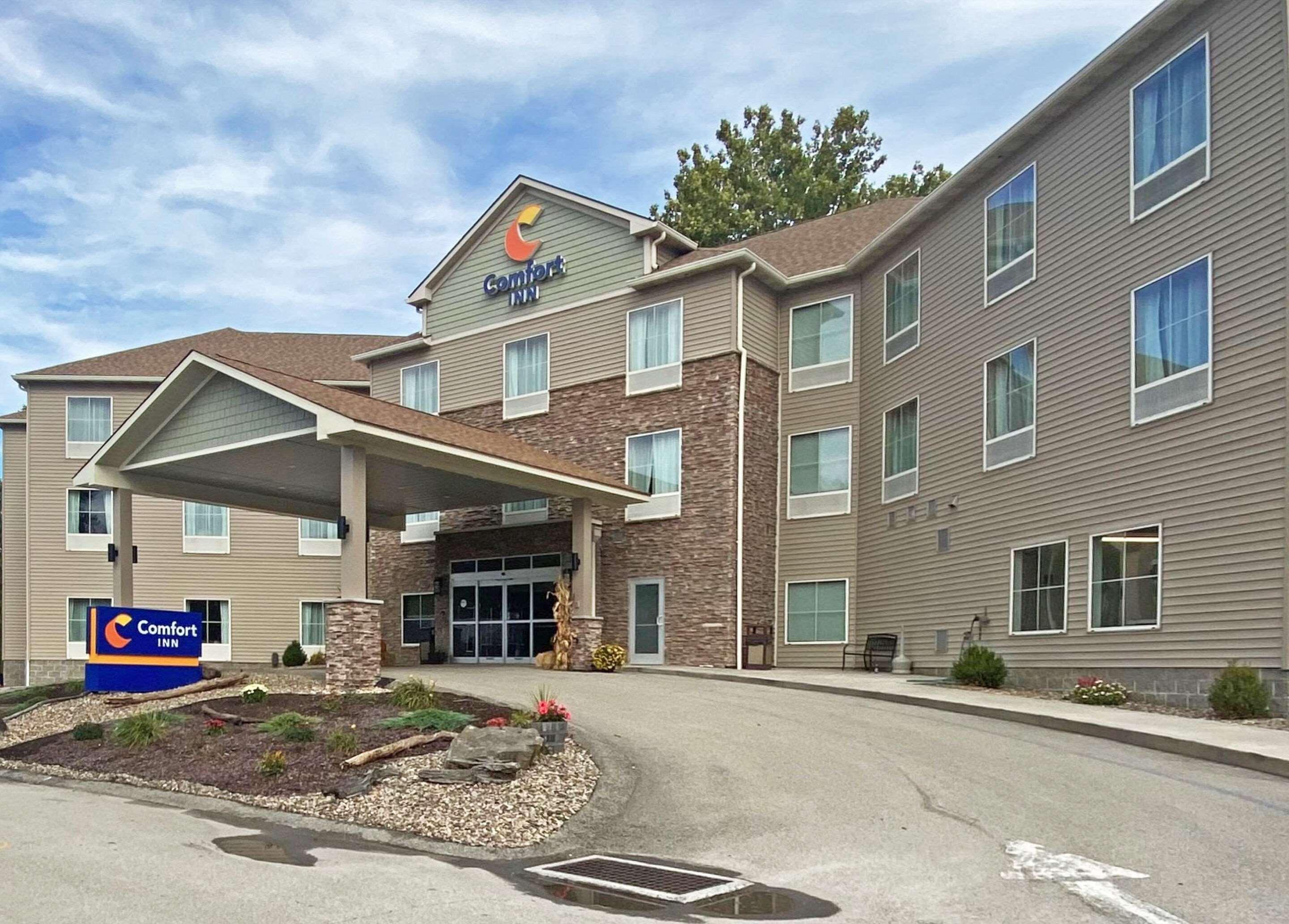 Connellsville Comfort Inn מראה חיצוני תמונה