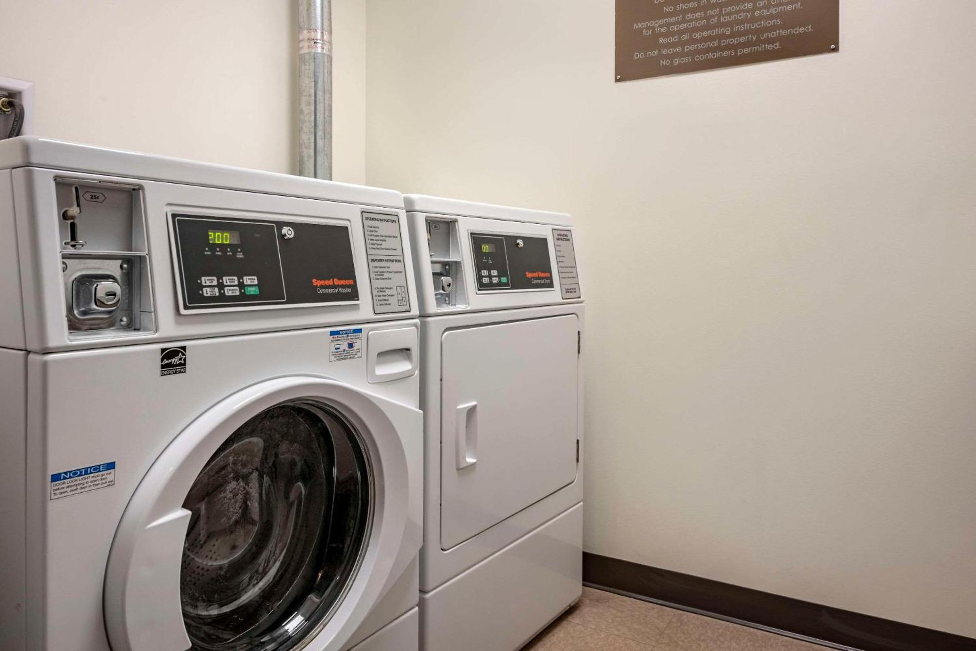 Connellsville Comfort Inn מראה חיצוני תמונה