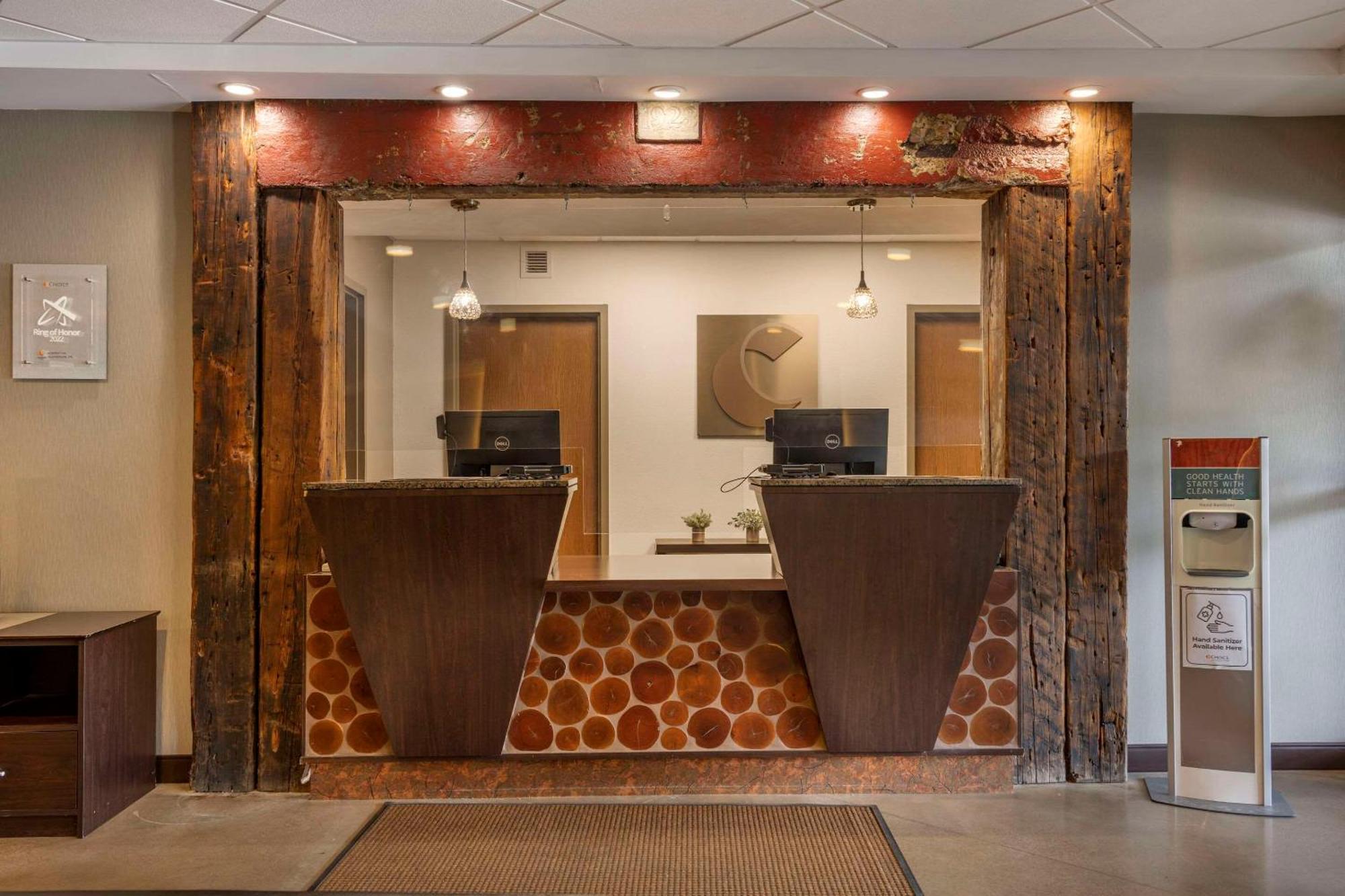 Connellsville Comfort Inn מראה חיצוני תמונה